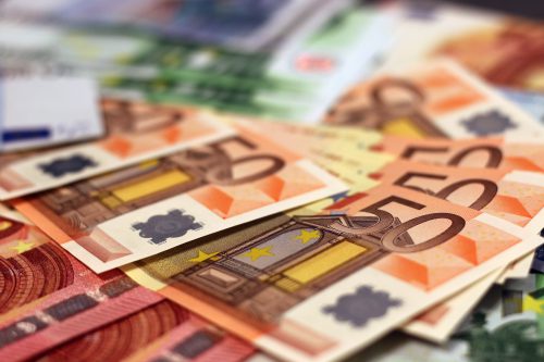 Analiza fundamentalna podczas inwestycji w akcje – co powinni wiedzieć początkujący?